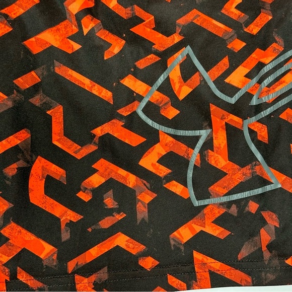 Boys Under Armour Gym/Basketball Shorts Patterned Orange/Black XL - Picture 4 of 5